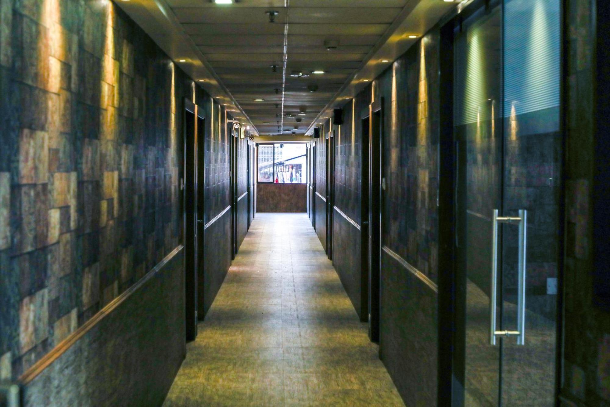 Hotel Maharana Inn Chembur Mumbai Exterior foto