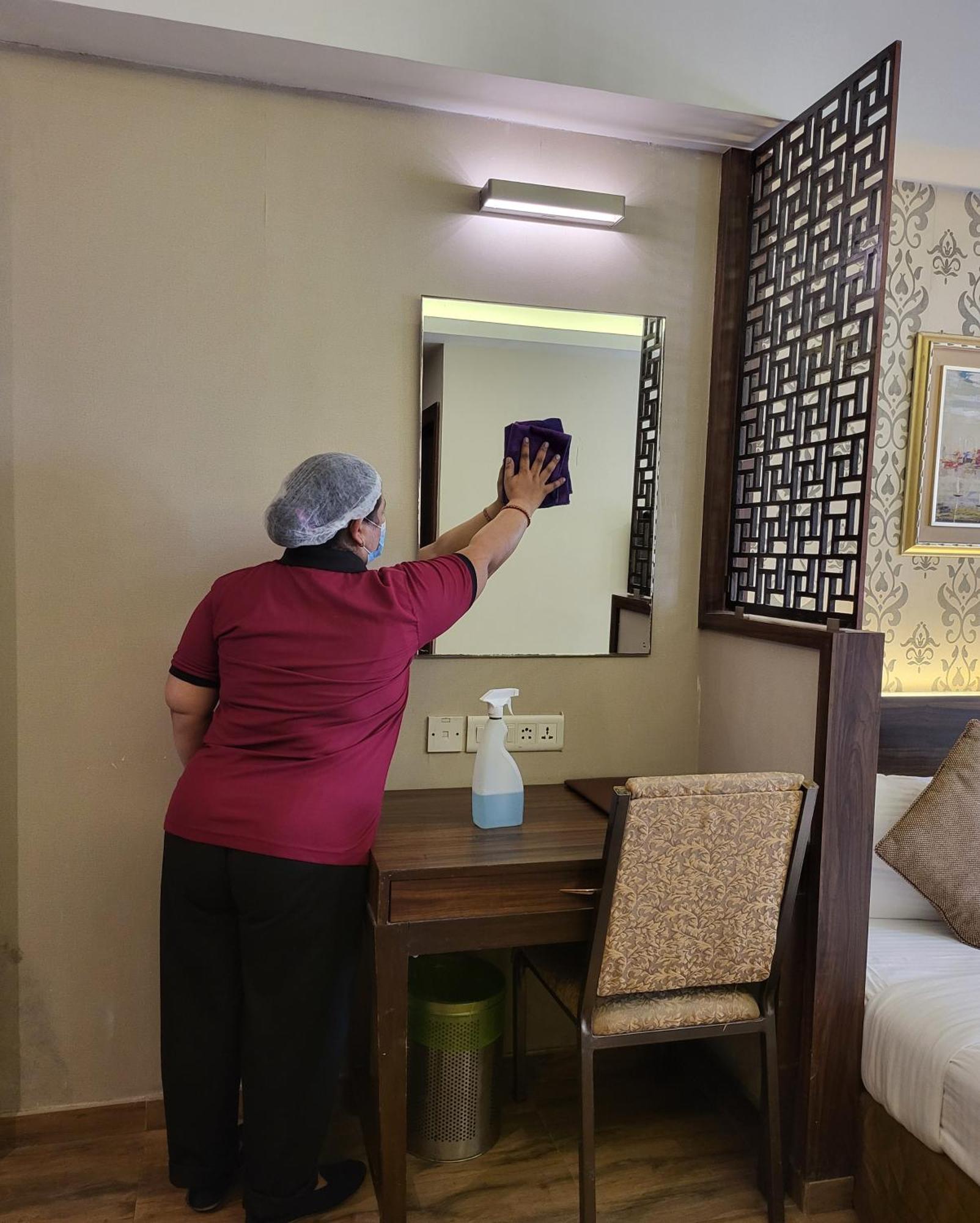 Hotel Maharana Inn Chembur Mumbai Exterior foto